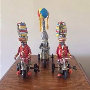 Red Vintage Metal Toy Cars with Soldier Figures